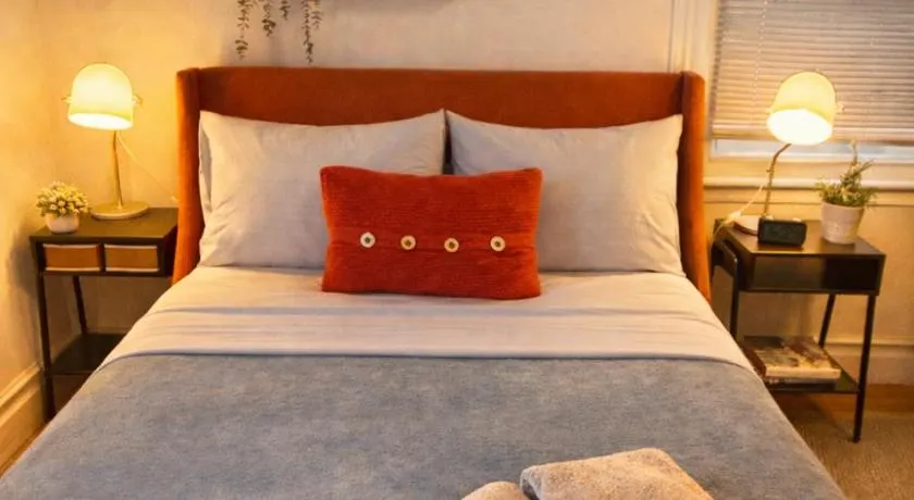 Superior Queen Bed & Fulton Bed - Image 1