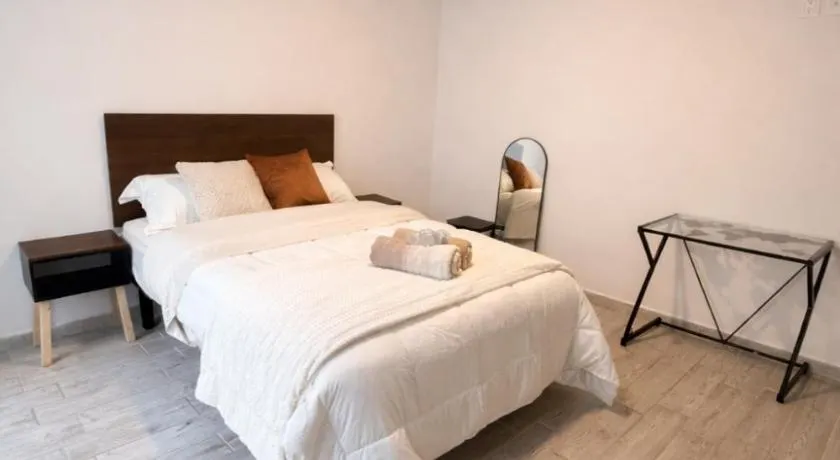 Quiet Private Room - Image 1