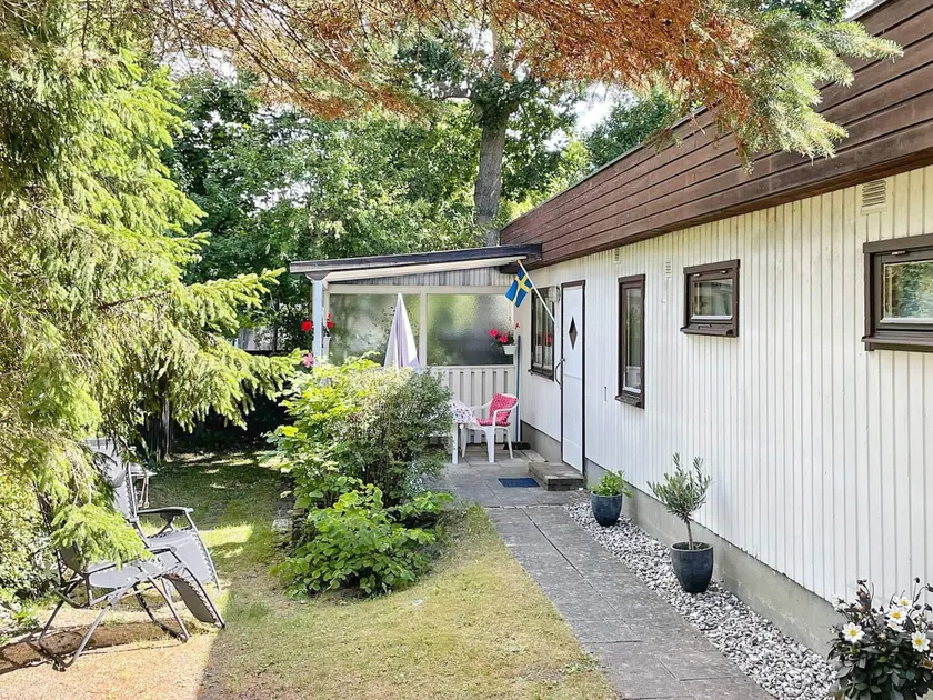 6 Person Holiday Home in Hollviken - Image 1