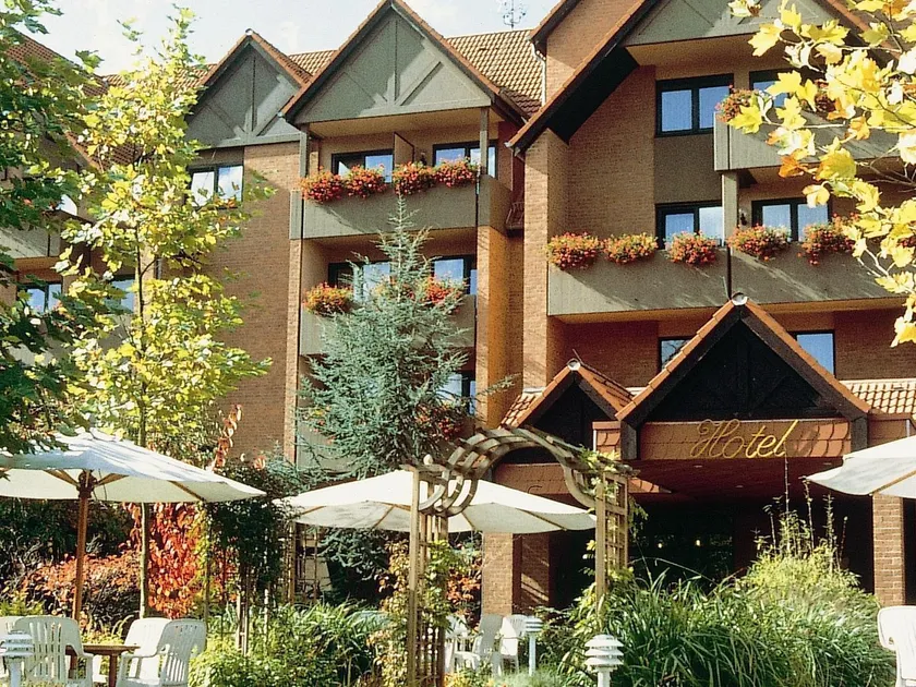 Hotel am Kurpark - Image 1