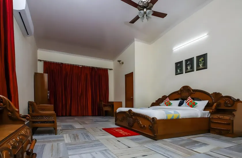 hotel green - Image 1
