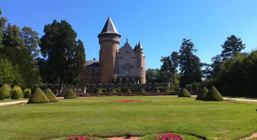 Château de Busset - Image 1