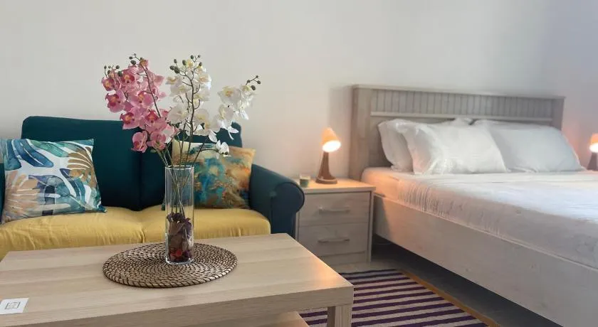 Studio in Silicon Oasis - Image 1
