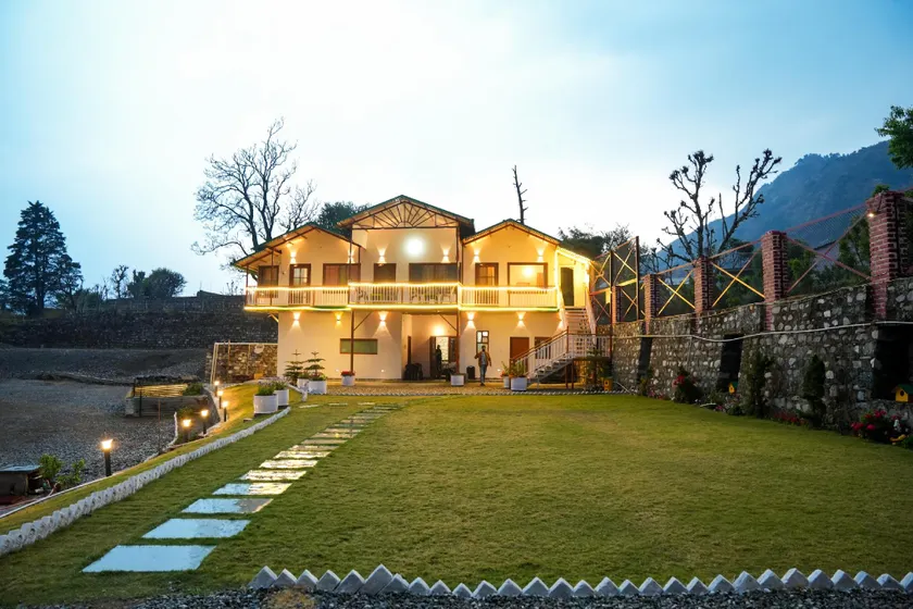 Monal Meadows - Image 1