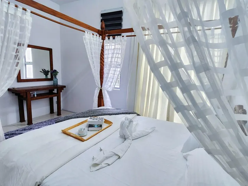 IPOH Chemor Casa Klebang, 5 PAX Fully Air-Con Home - Image 1