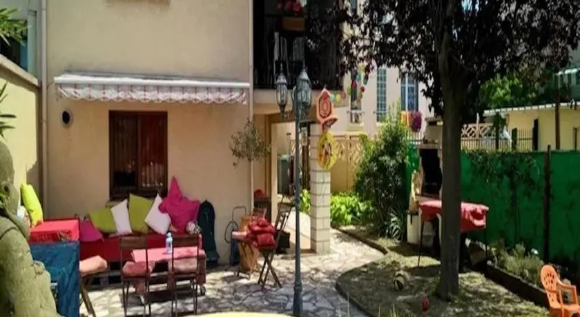 Maison Bezons: Confort & Jardin - Image 1