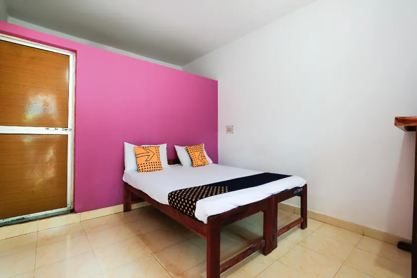 OYO Rihanna Guest House - Image 1