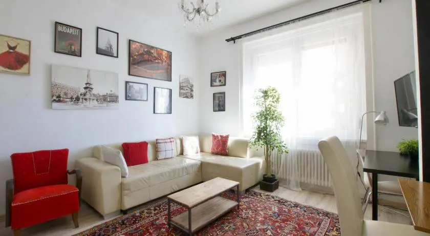 Standard Apartment by Hi5 - Károly 23 - Image 1