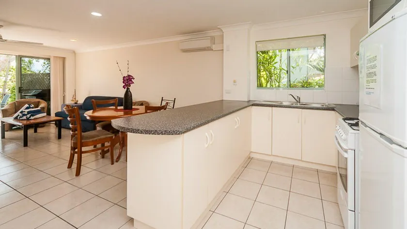 Sunset Waters 6 - Hamilton Island - Image 1