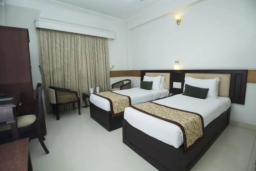 Paray Residency - Image 1