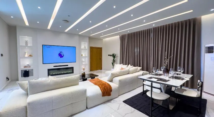 PENTHOUSE at THE ROSEDALE - Image 1