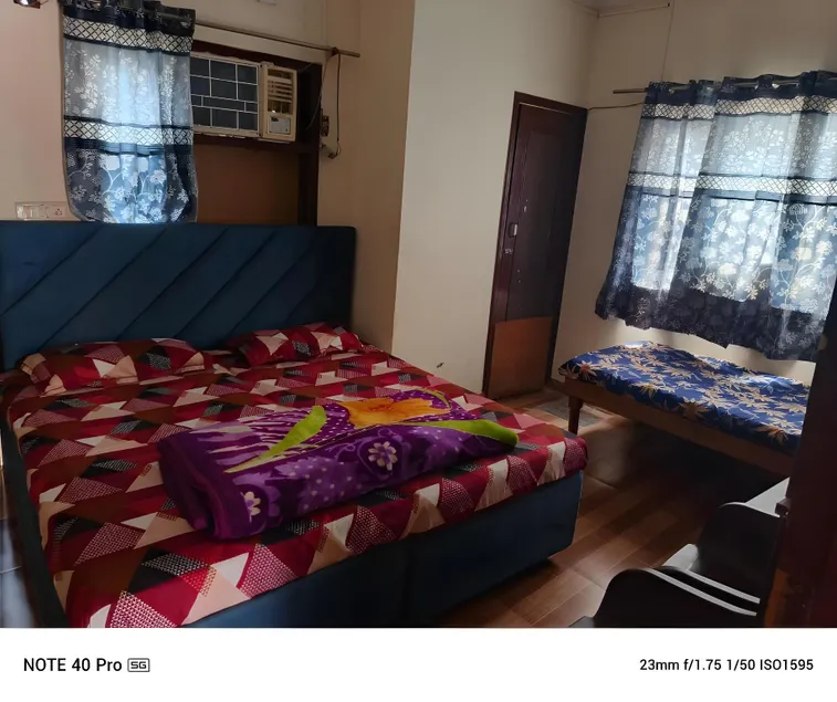 MJ Chawla Homestay double bed attached bathroom room - Image 1
