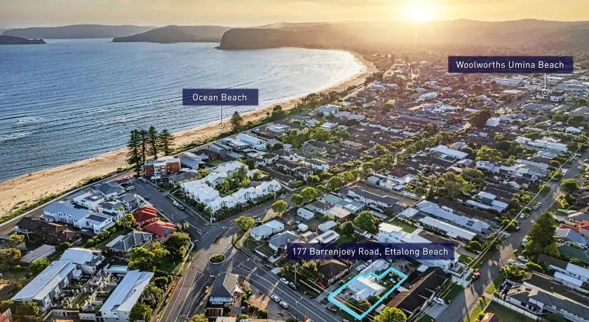 2-Min Walk to Beach Modern Firepit Yard Kids welcome - Image 1
