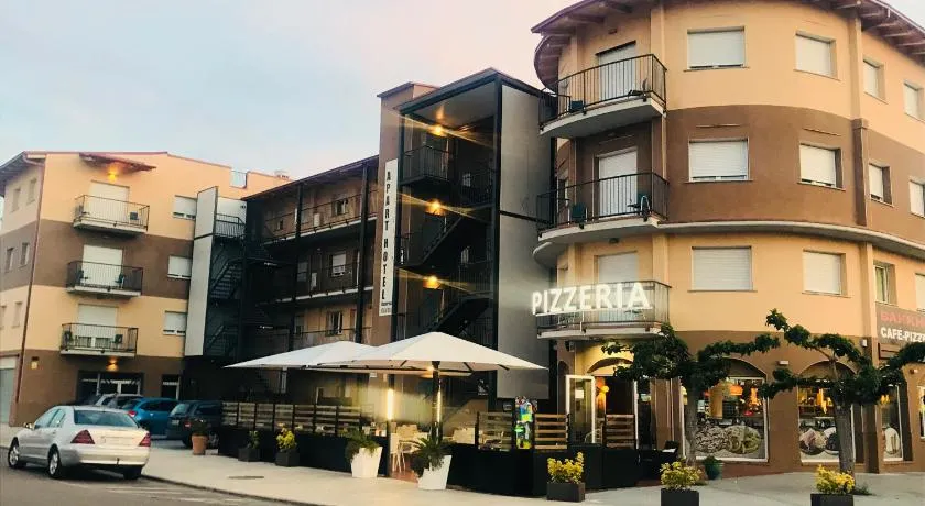 Apartamentos Giuliano - Image 1