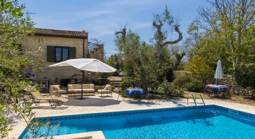 Casa Ulmi con piscina - Image 1