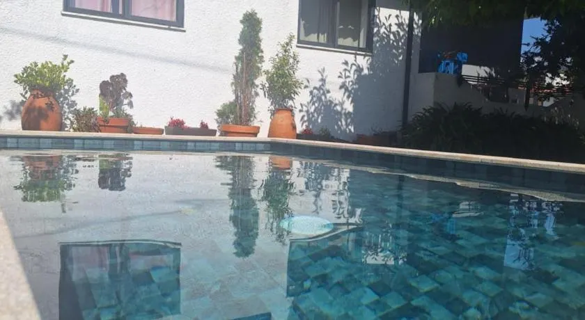 Valenca Guesthouse - Image 1