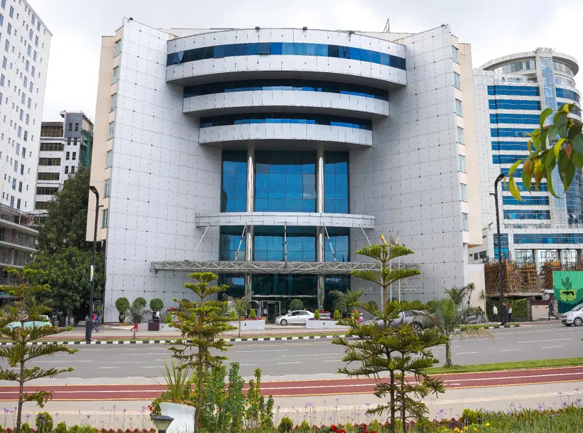 Inter Luxury Hotel - Image 1
