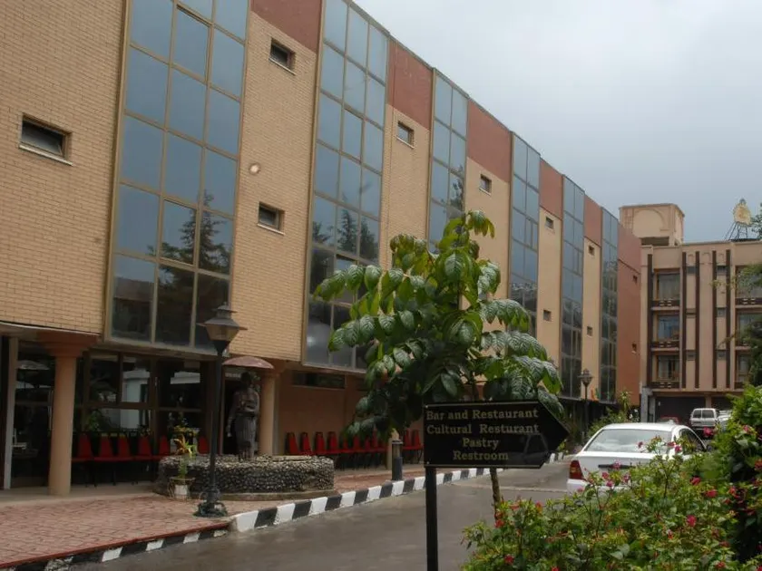 Crown Hotel - Image 1