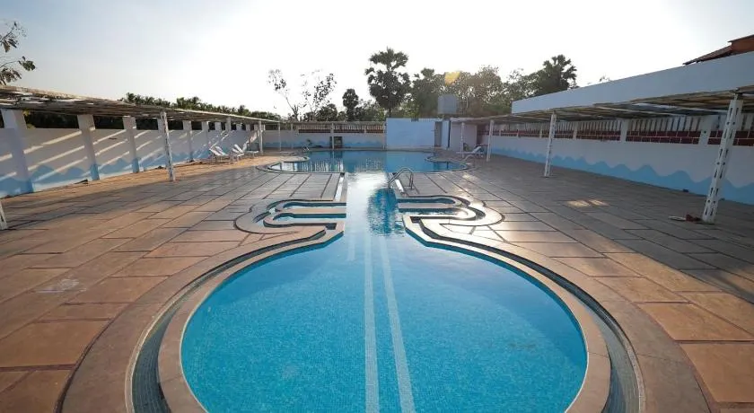 La PAVI RESORT - Image 1