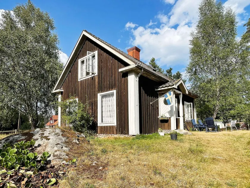 5 person holiday home in Linneryd/Kronobergs Län - Image 1