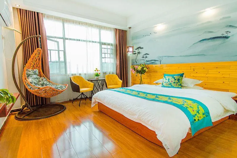 Zhangjiajie Canyon Love Hotel (Zhangjiajie Grand Canyon Scenic Area Branch) - Image 1