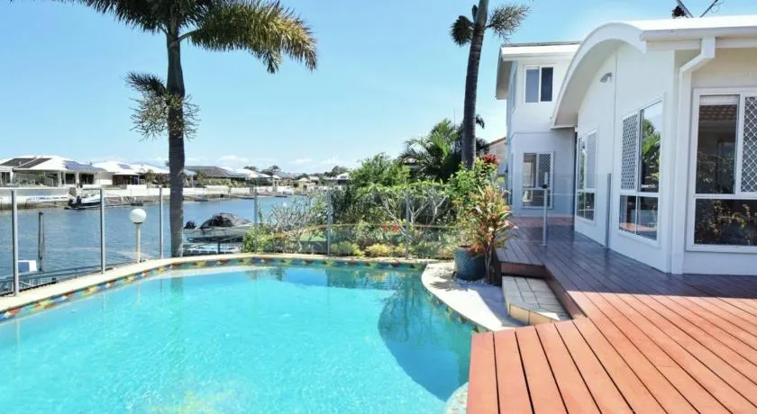 Kangaroo Waters On Bribie - Image 1