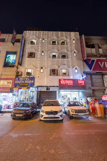 Trevon Inn Karol Bagh - Image 1