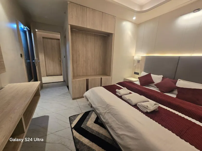 Hotel Divine Vista - Image 1