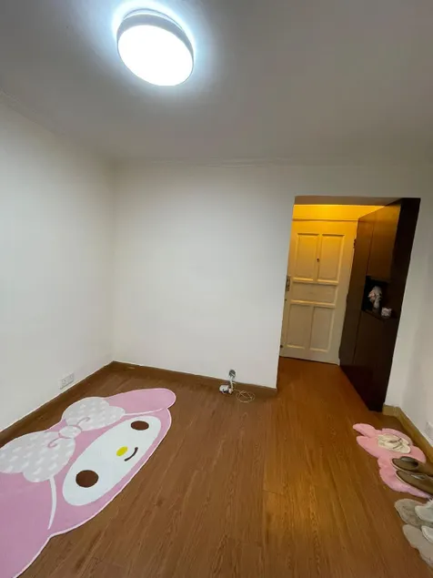 Two bed condo near Tai Wai station - Image 1