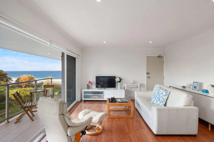 Royal Surf - Beach Front Paradise - Image 1