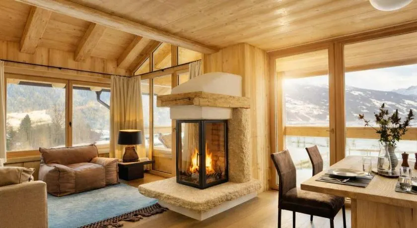 AlpenLuxus presents SportLodge' GOLF SUITE Natural Pool Whirlpool & Sauna - Image 1