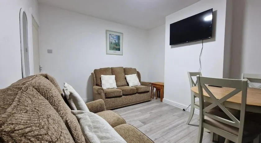 Nice Living Serviced Accommodations Birmingham 2 - Image 1