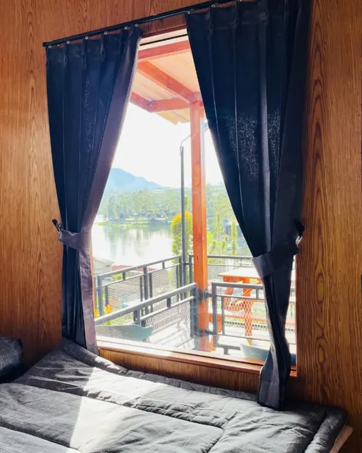 Family Cabin by Nusa Bineka Loka - Image 1