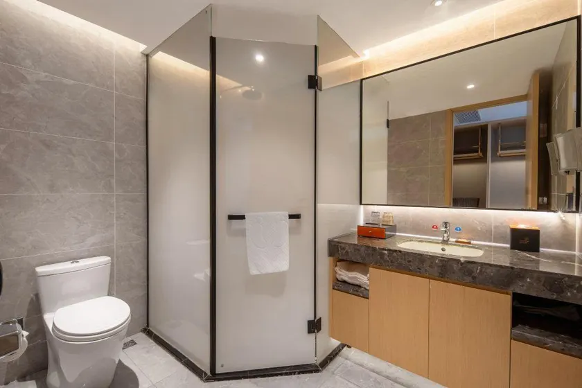 Sea View Art Hotel (Rizhao Duodao Sea Store) - Image 1