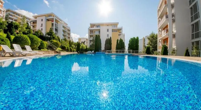 Fort Noks - Menada Apartments - Image 1