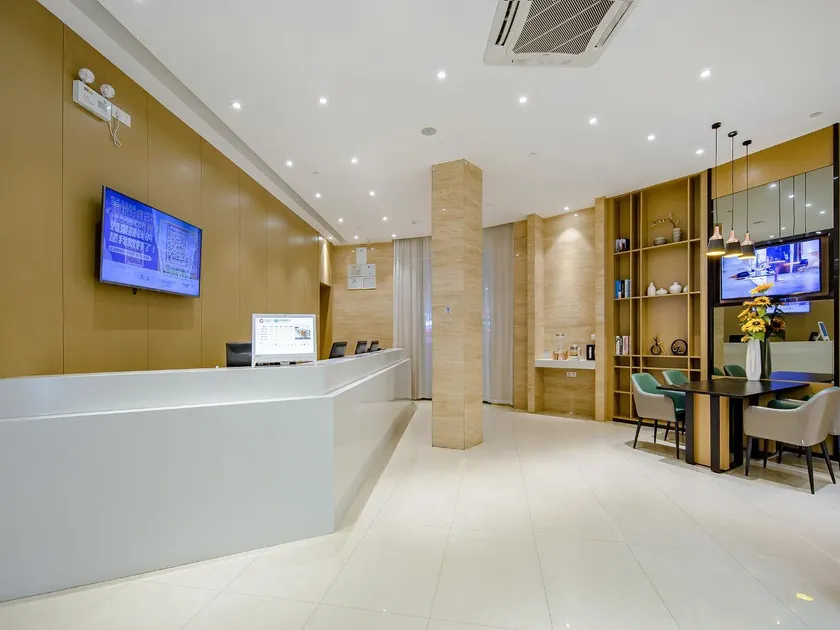 City Comfort Inn Nanning Guangxi University Metro Station - Image 1