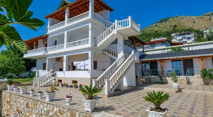 Vila Olsi - Image 1