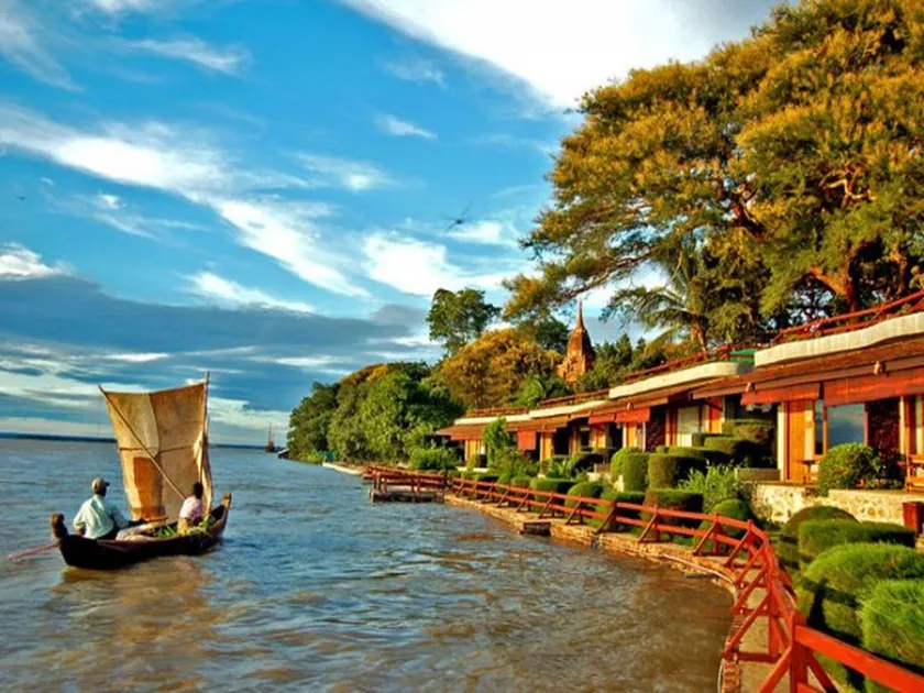 Bagan Thande Hotel, Old Bagan - Image 1
