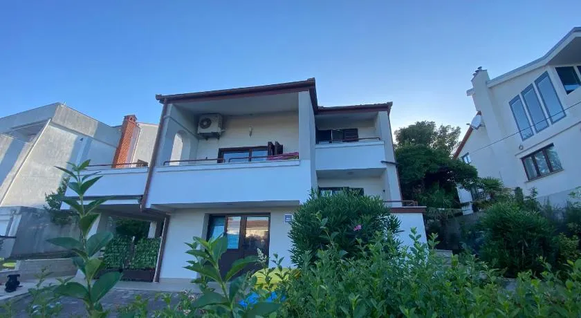 Cukon Holiday Home Premantura - Image 1