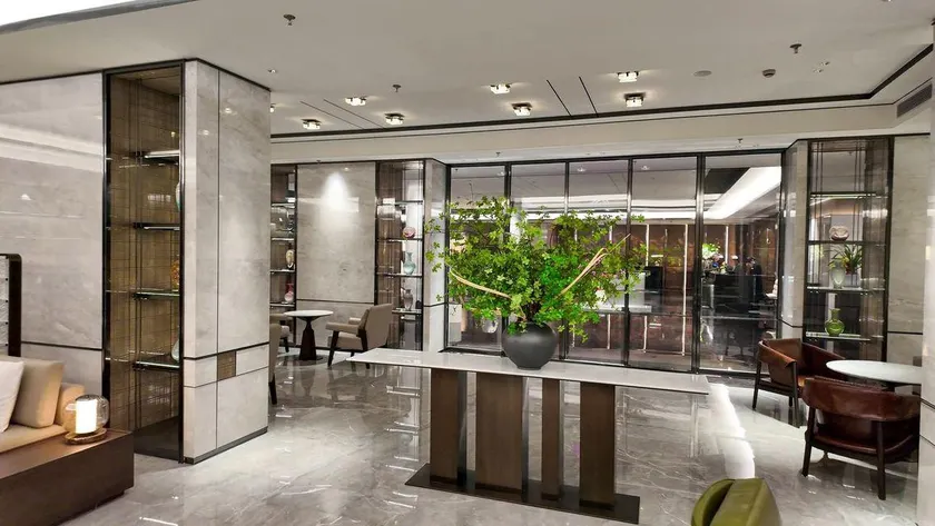 Yixing Grand Hotel - Image 1