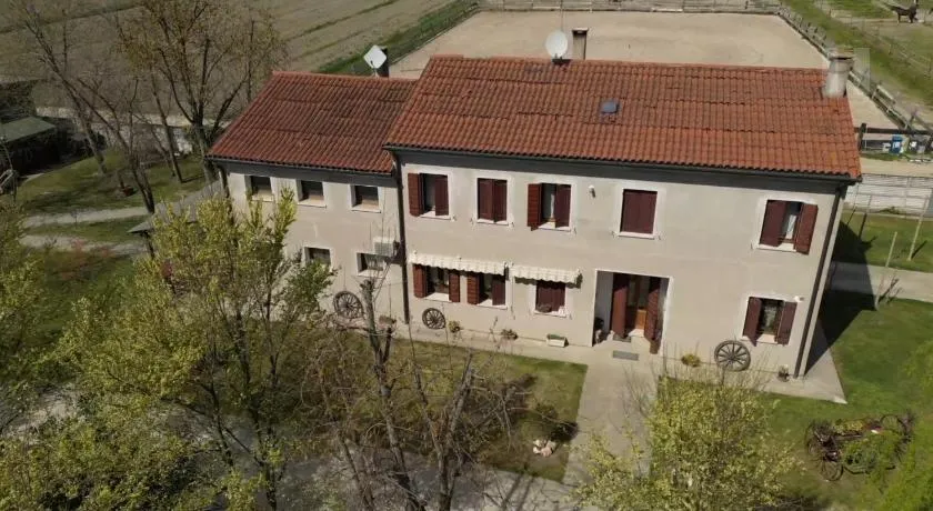 Passion Horse's House FC - Image 1