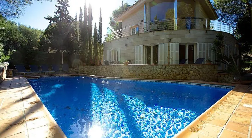 Villa Narcis - Image 1