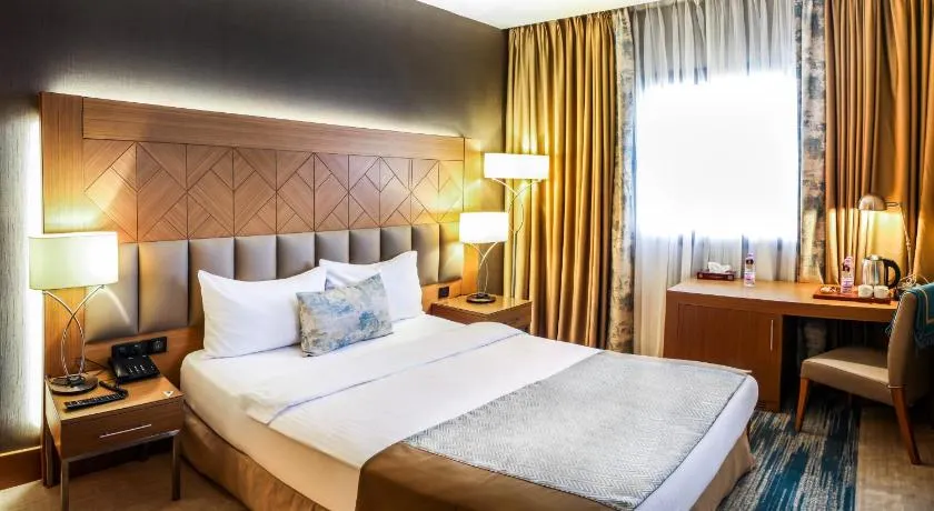 SYM Hôtel - Image 1