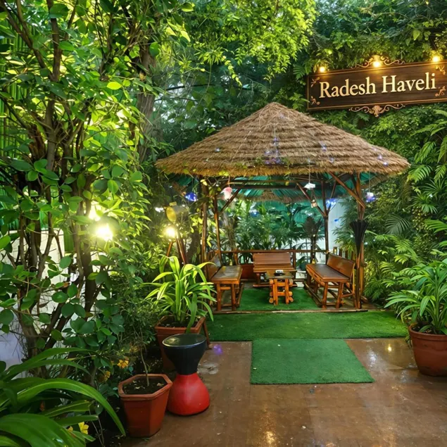 Hotel Radhesh Haveli - Image 1