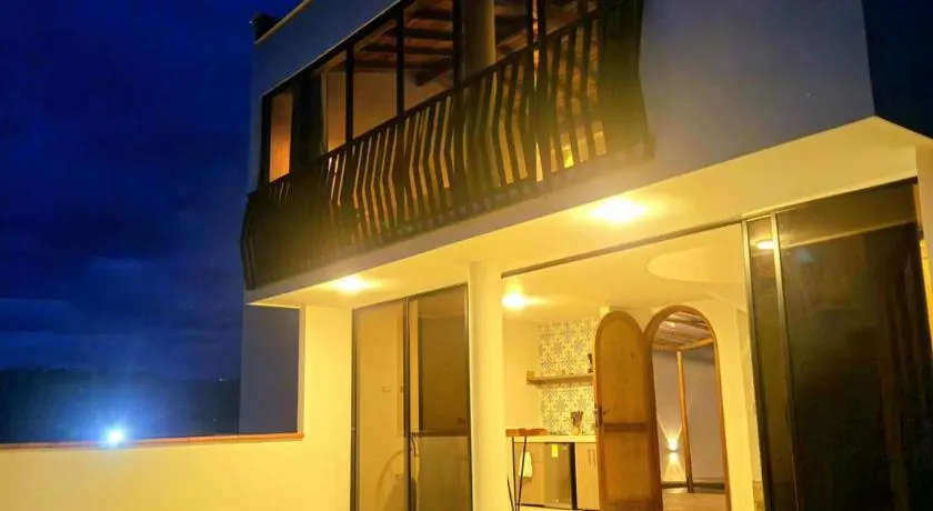 Majestic View House - Image 1