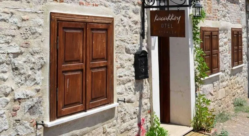 Küçükköy Otel - Image 1