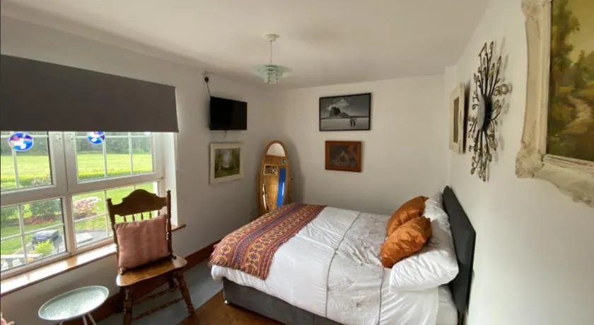 Room Stay 4 - Image 1
