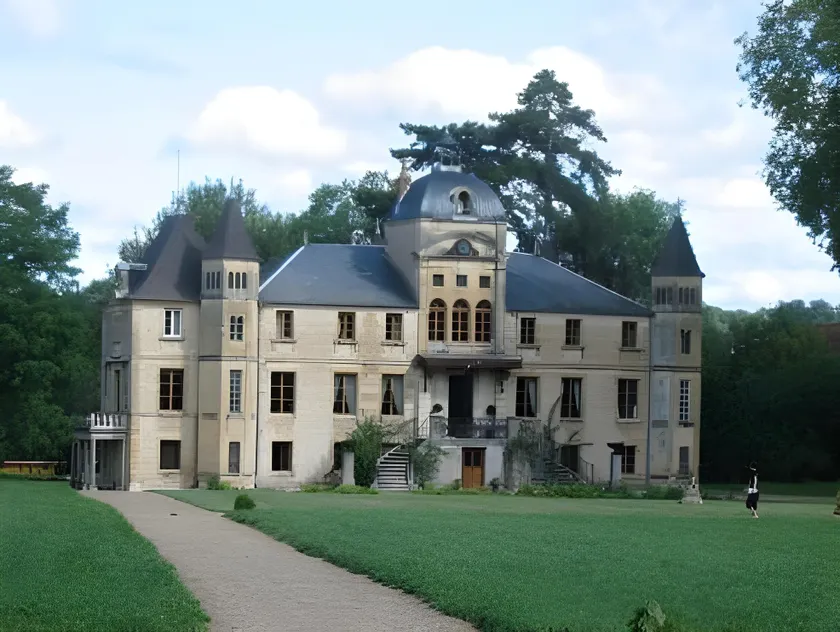 Chateau Du Four De Vaux - Image 1