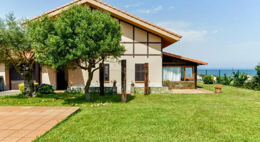 Encantadora casa con espectaculares vistas - Image 1