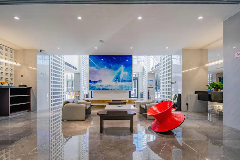 Gray Whale International Hotel (Longquan Branch) - Image 1